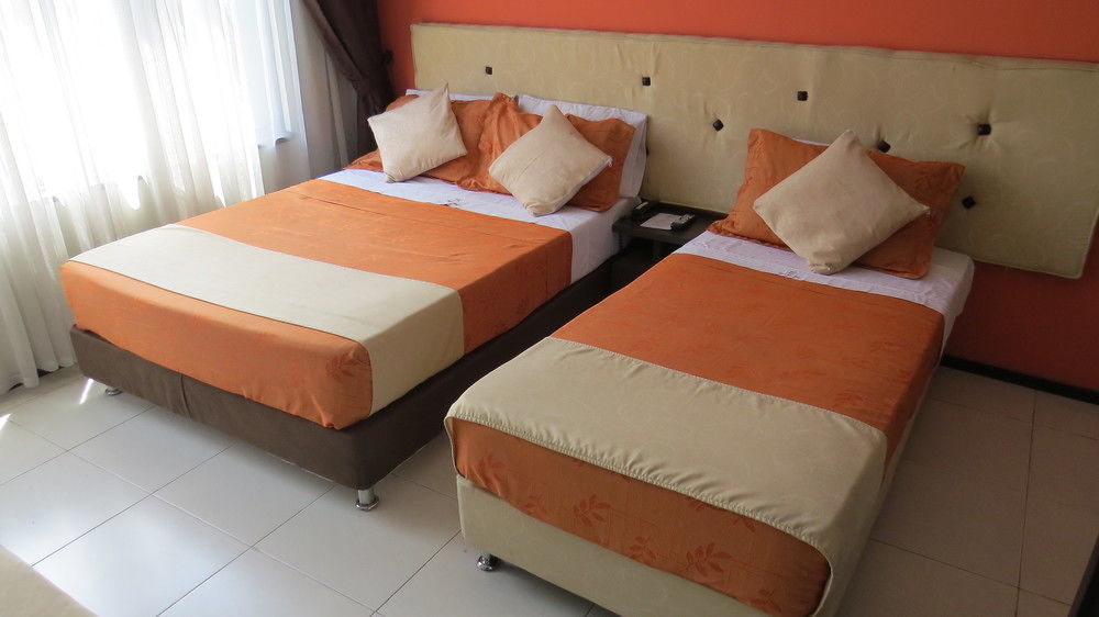 Hotel Central House A 5 Min De La Embajada Americana 보고타 외부 사진