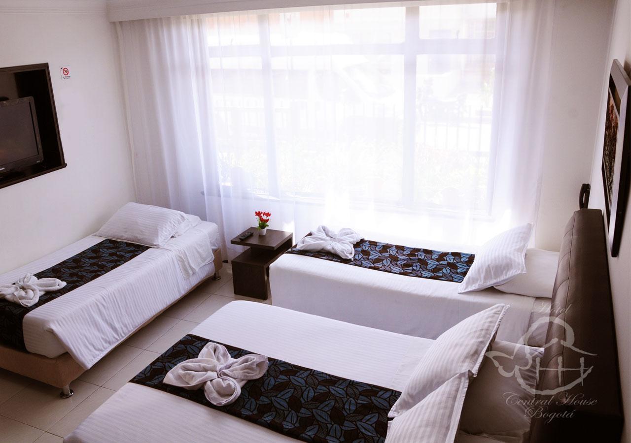 Hotel Central House A 5 Min De La Embajada Americana 보고타 외부 사진