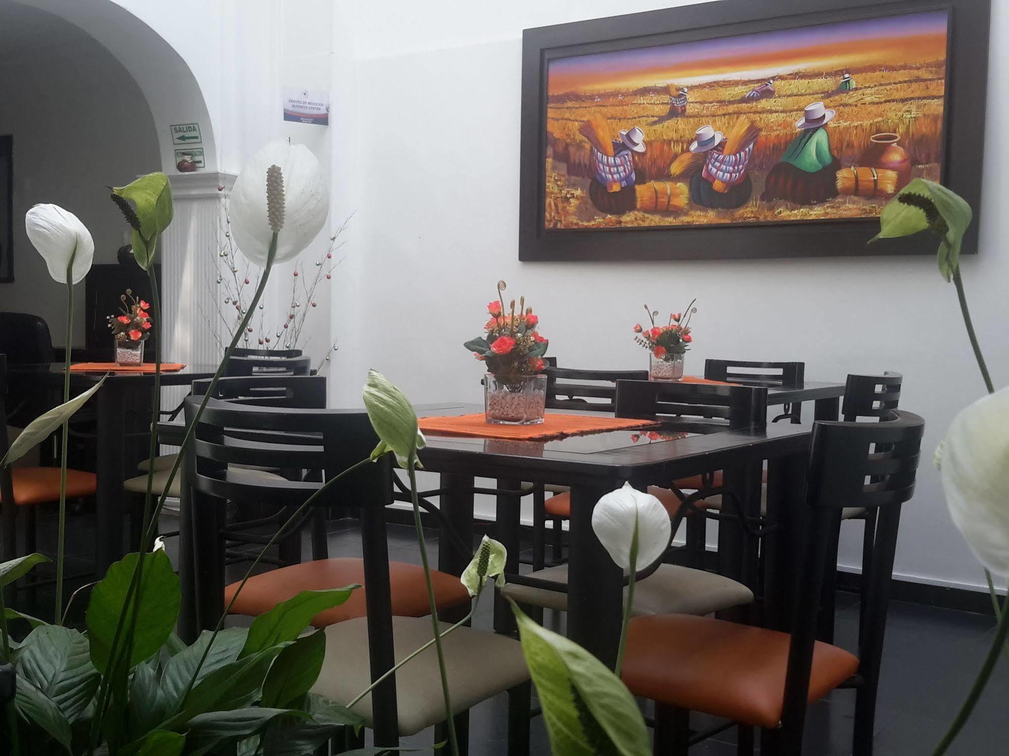 Hotel Central House A 5 Min De La Embajada Americana 보고타 외부 사진